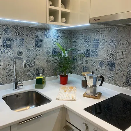 5Min Santa Apolonia Station I Ground Floor Flat Near Alfama 아파트 리스본